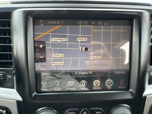 Used 2016 RAM 1500 SLT RWD image 22