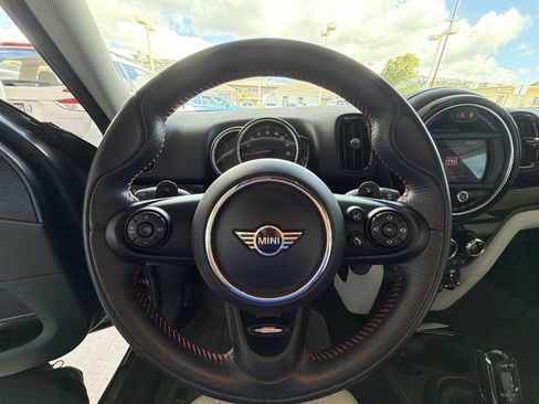 Used 2020 MINI Cooper Countryman S w/ Signature Upholstery Package image 14