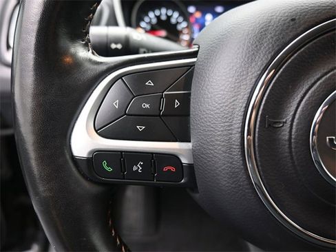 Used 2021 Jeep Compass Limited image 28