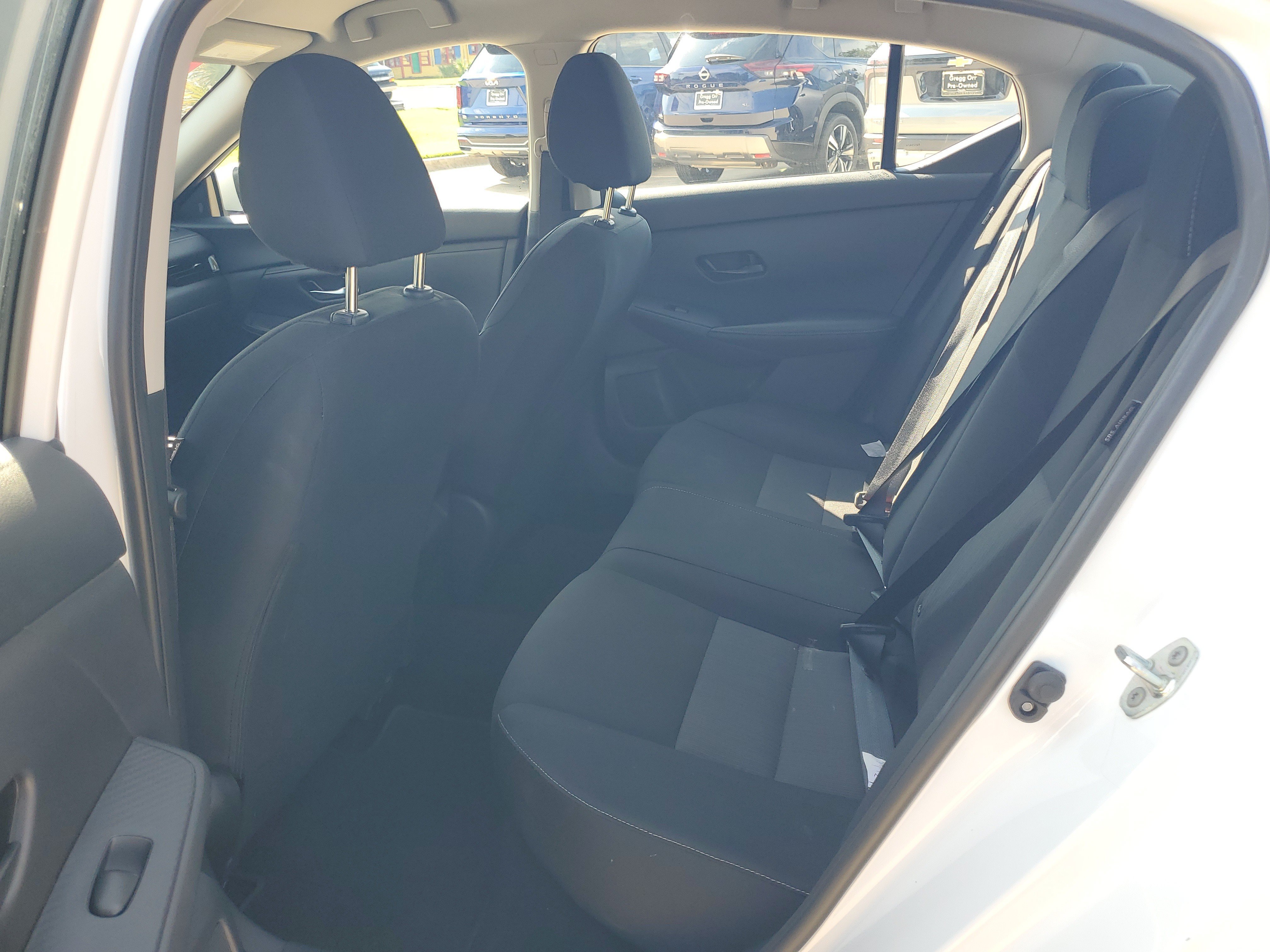 Used 2025 Nissan Sentra SV FWD image 25
