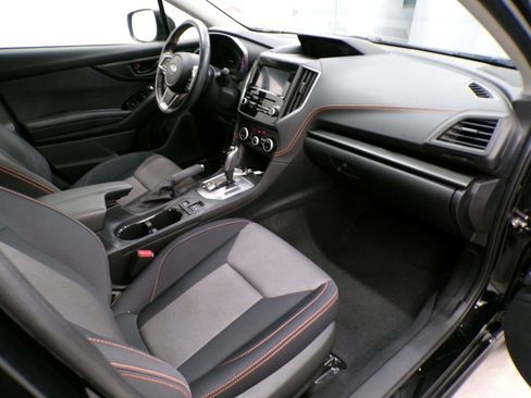 Used 2023 Subaru Crosstrek 2.0i Premium AWD/4WD image 17