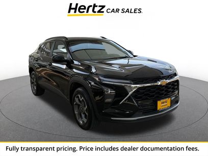 Used 2025 Chevrolet Trax LT