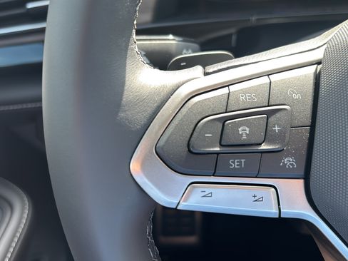 New 2026 Volkswagen Atlas SEL Premium R-Line AWD/4WD image 30