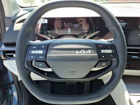 New 2026 Kia Sportage EX AWD/4WD image 19