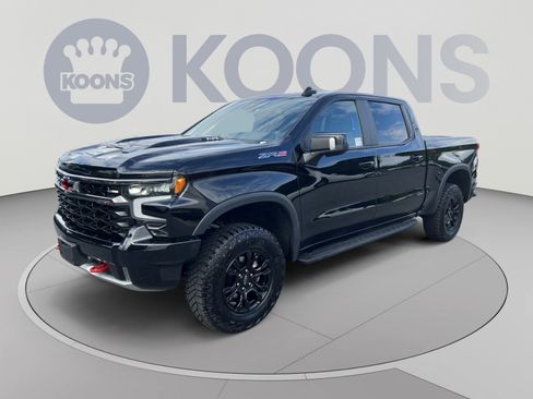 Used 2024 Chevrolet Silverado 1500 ZR2 w/ Technology Package AWD/4WD image 1