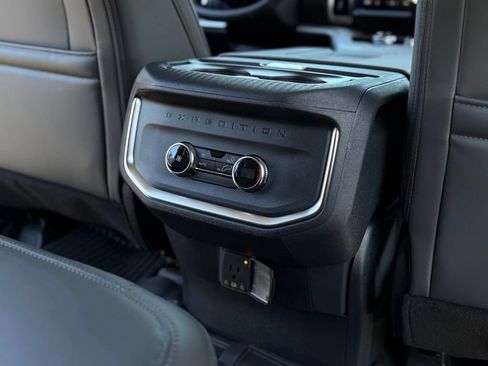 New 2027 Ford Expedition Max Active AWD/4WD image 19