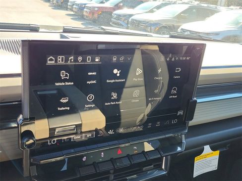 New 2026 GMC Hummer EV 4x4 Crew Cab image 19