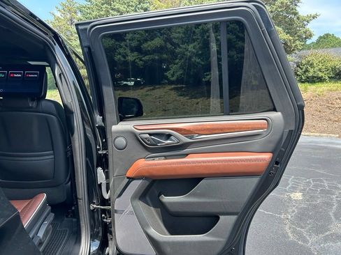 Used 2023 GMC Yukon Denali Ultimate AWD/4WD image 63