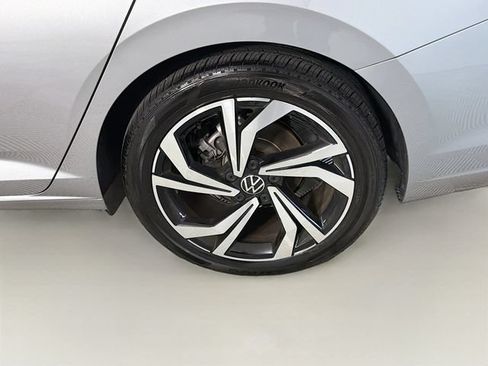New 2025 Volkswagen Jetta SEL FWD image 30