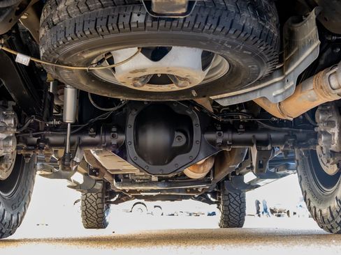 Used 2023 GMC Sierra 3500 Denali image 16