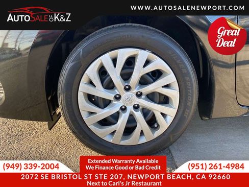 Used 2017 Toyota Corolla LE FWD image 18