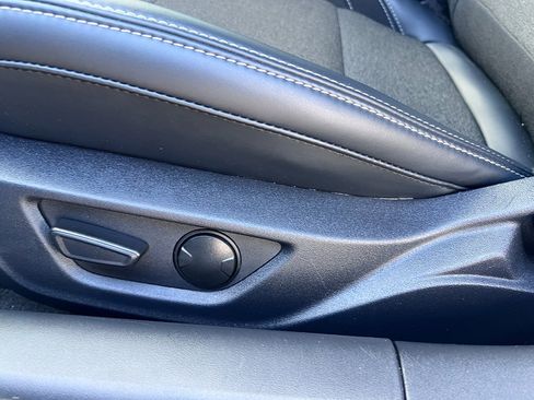 Used 2025 Ford Mustang Coupe image 22