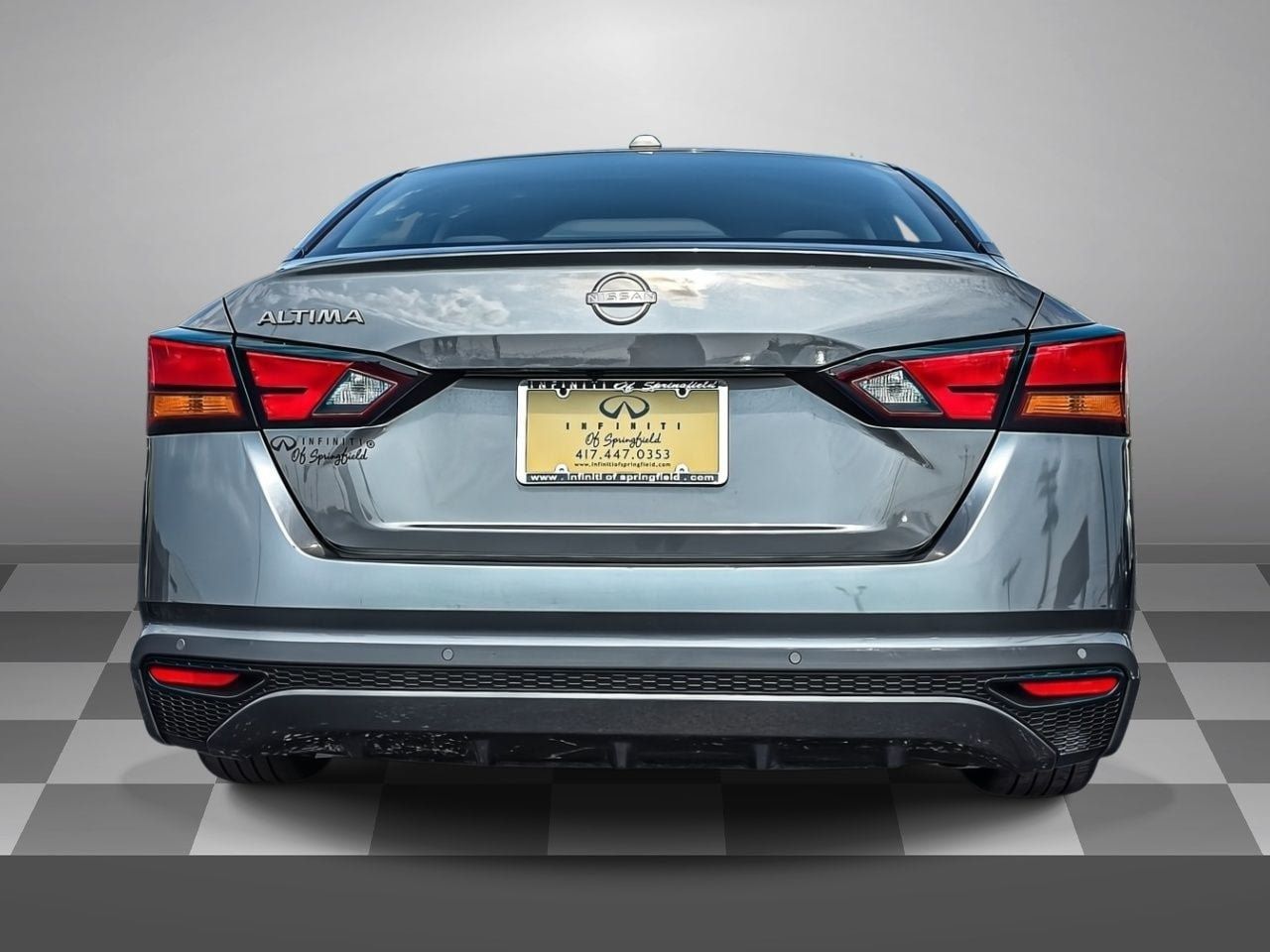 Used 2025 Nissan Altima 2.5 SV FWD image 5