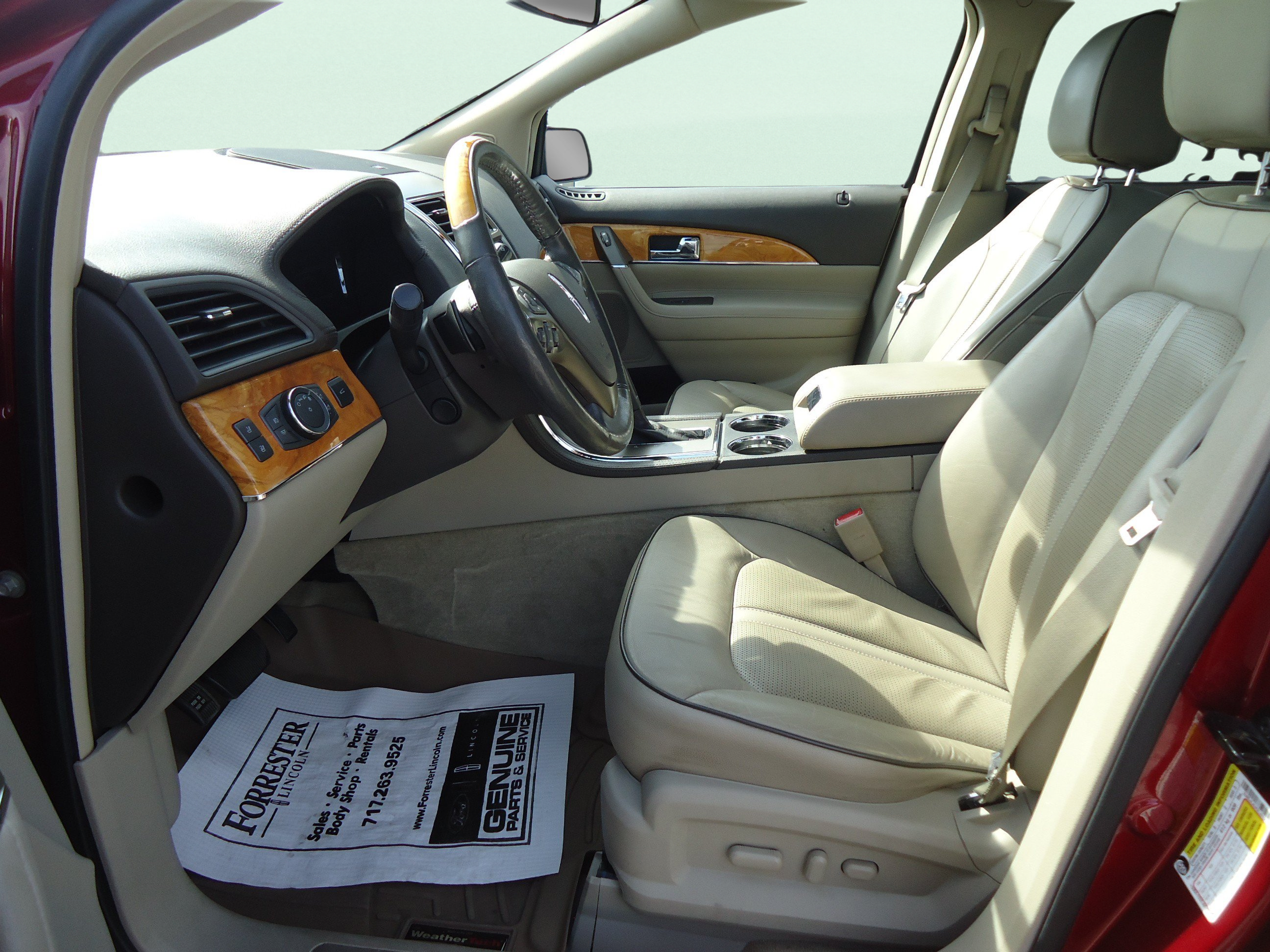Used 2015 Lincoln MKX AWD w/ Equipment Group 102A image 23