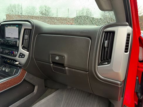 Used 2017 GMC Sierra 1500 SLT image 33