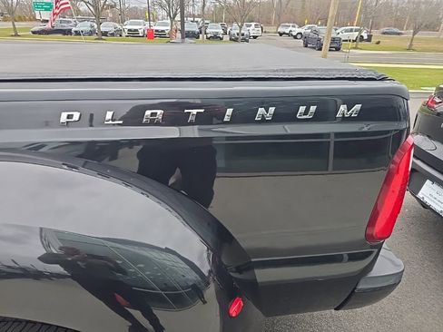 Used 2015 Ford F350 Platinum w/ FX4 Off-Road Package image 8