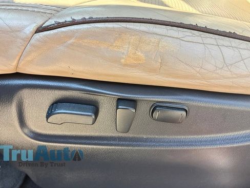Used 2018 Nissan Armada Platinum w/ Captain Seat Package RWD image 25