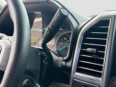Used 2016 Ford F150 XLT w/ Equipment Group 302A Luxury RWD image 17