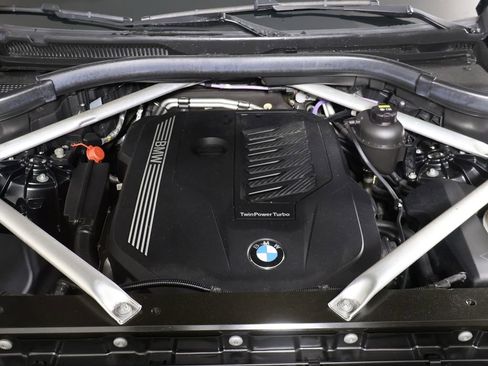 Used 2021 BMW X6 xDrive40i w/ M Sport Package AWD/4WD image 21