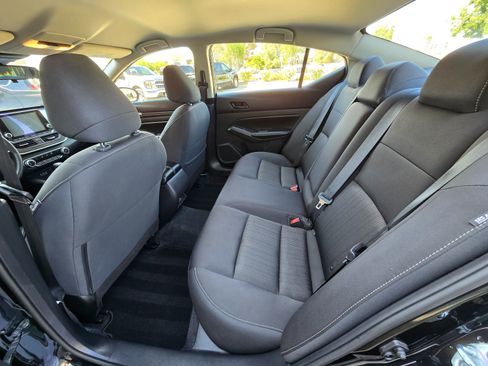 Used 2024 Nissan Altima 2.5 SV image 20