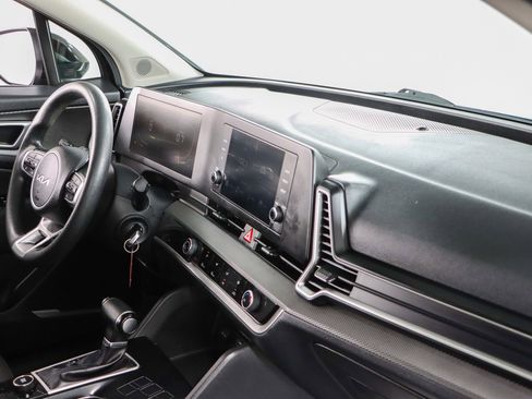 Used 2023 Kia Sportage LX image 25