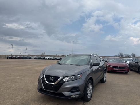 Certified 2022 Nissan Rogue Sport SV w/ Technology Package image 7