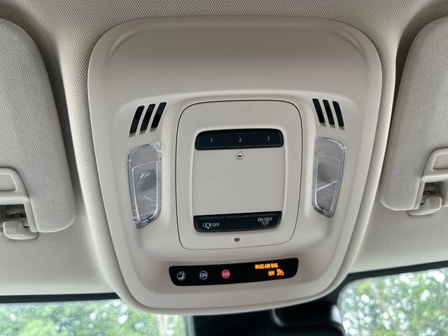 Used 2021 Buick Envision Essence w/ Technology Package I FWD image 41