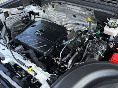 Used 2023 Chevrolet TrailBlazer RS image 31