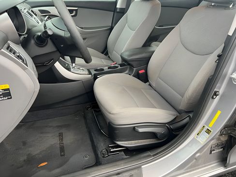 Used 2013 Hyundai Elantra GLS FWD image 15