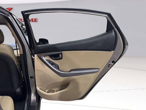 Used 2012 Hyundai Elantra Limited image 44