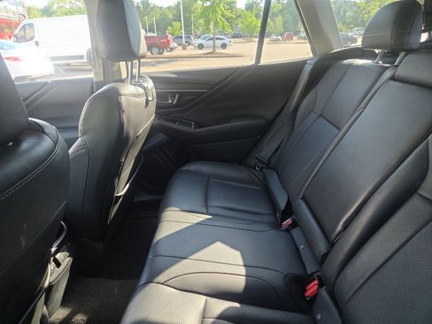 Used 2022 Subaru Outback Limited XT AWD/4WD image 10