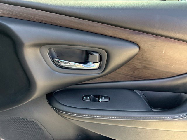 Used 2020 Nissan Murano Platinum w/ Cargo Package FWD image 14