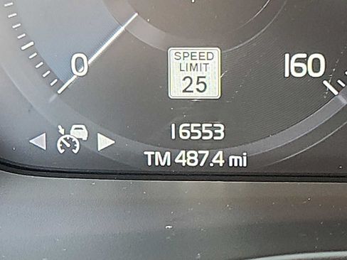 Certified 2022 Volvo XC40 T5 Inscription w/ Advanced Package AWD/4WD image 19