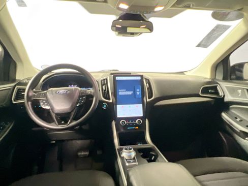 Used 2024 Ford Edge SE w/ Black Appearance Package image 30