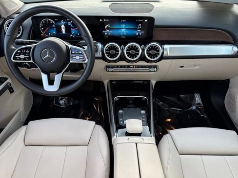 Certified 2023 Mercedes-Benz GLB 250 4MATIC image 27