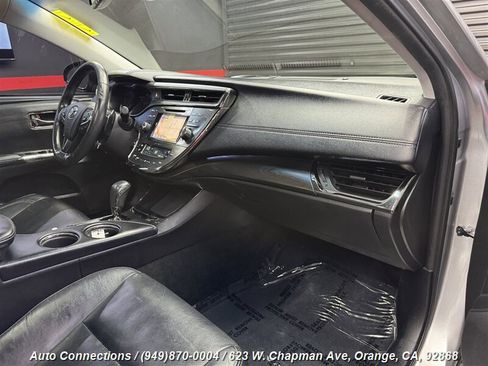 Used 2017 Toyota Avalon Limited w/ Carpet Mat Package image 10