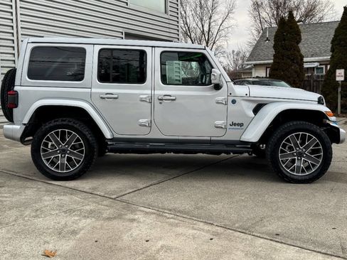 Used 2024 Jeep Wrangler High Altitude image 2