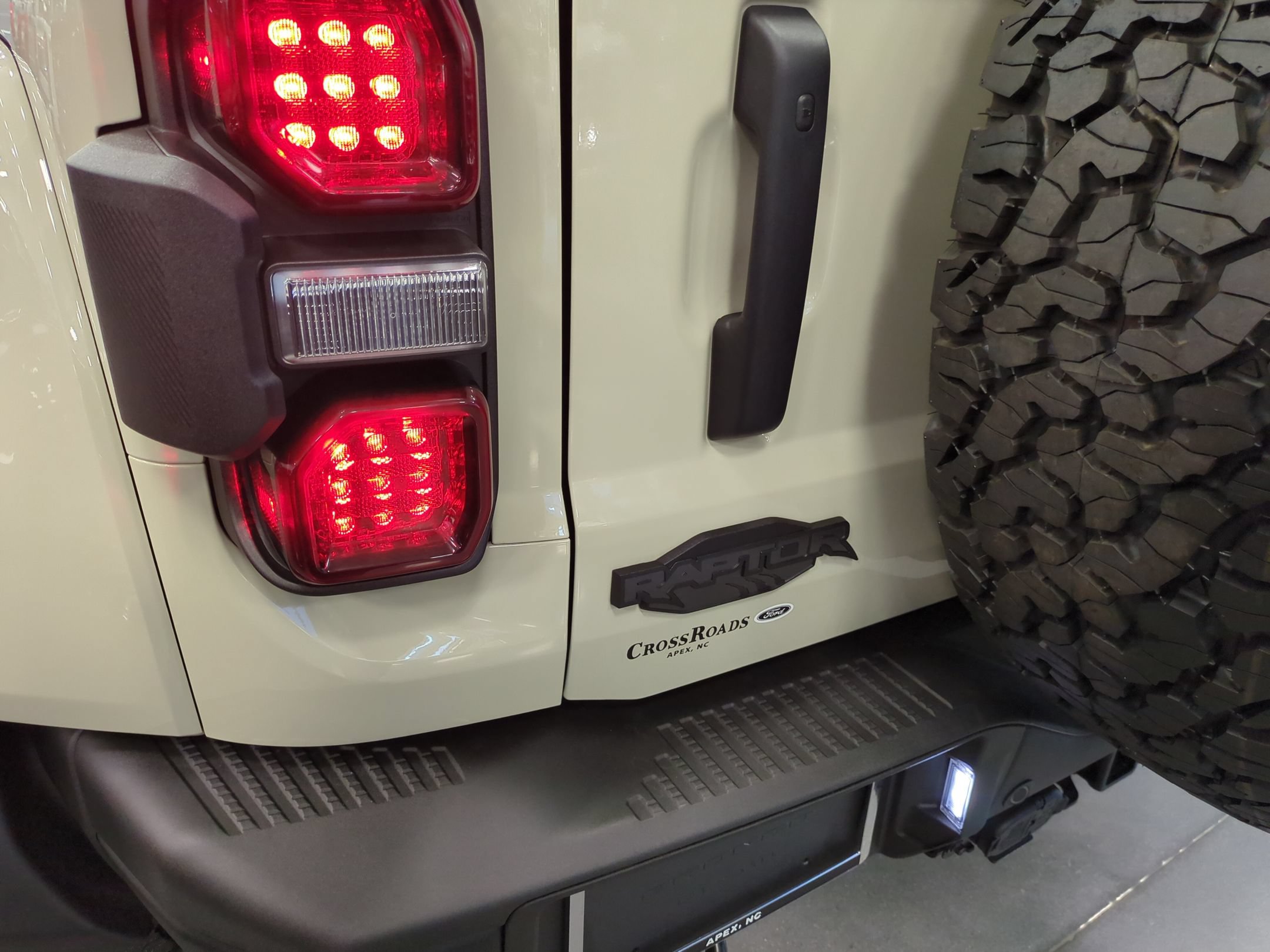 New 2025 Ford Bronco Raptor AWD/4WD image 35