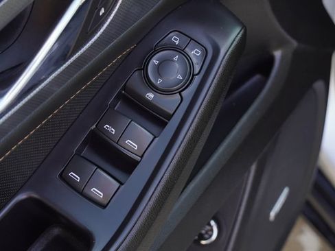 Used 2021 Chevrolet Traverse Premier w/ Redline Edition AWD/4WD image 23