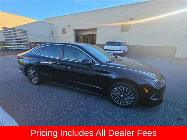Used 2023 Hyundai Sonata SEL w/ Cargo Package FWD image 3