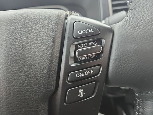 Certified 2024 Nissan Frontier SV w/ Hardbody Edition image 17