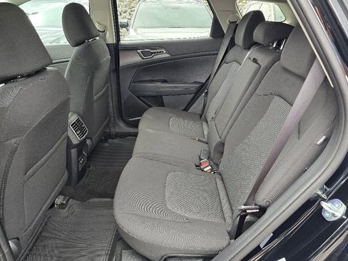 New 2026 Kia Sportage LX w/ LX Convenience Package AWD/4WD image 4