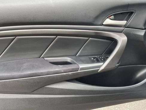 Used 2012 Honda Accord LX-S image 9