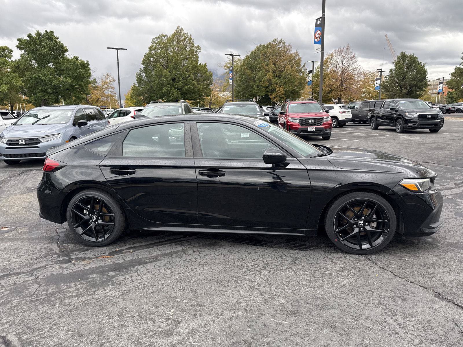 Used 2024 Honda Civic Sport image 3