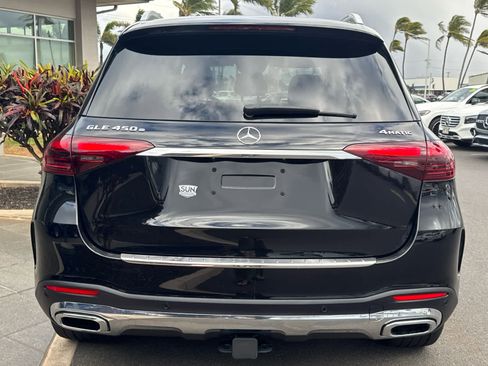 Used 2025 Mercedes-Benz GLE 450e 4MATIC w/ AMG Line Exterior image 6