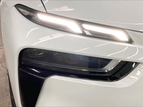 Used 2023 BMW X7 xDrive40i w/ M Sport Package image 31