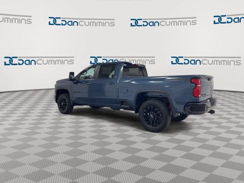 Used 2025 Chevrolet Silverado 2500 LT w/ Trail Boss Package AWD/4WD image 6