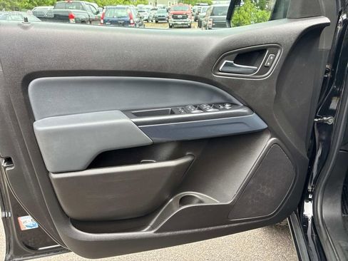 Used 2019 Chevrolet Colorado Z71 AWD/4WD image 20