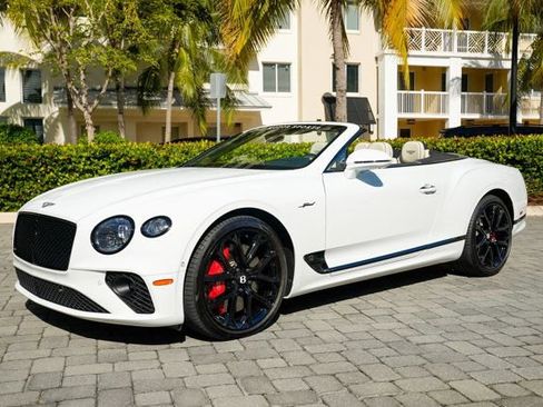 Used 2024 Bentley Continental GT Speed image 9