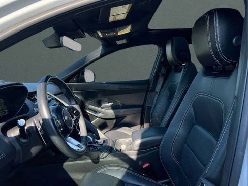 Used 2024 Jaguar E-PACE R-Dynamic SE image 14